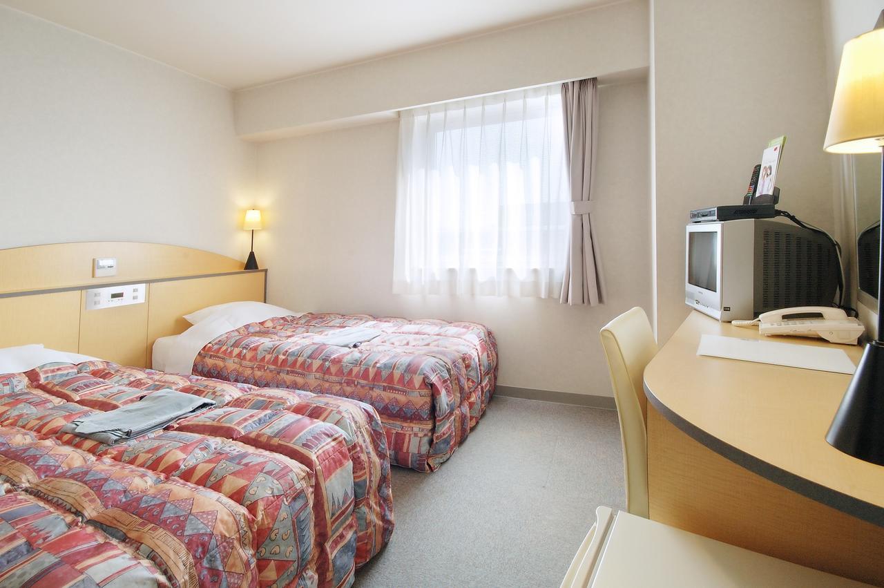 Hotel Kokomo Сіманто Екстер'єр фото