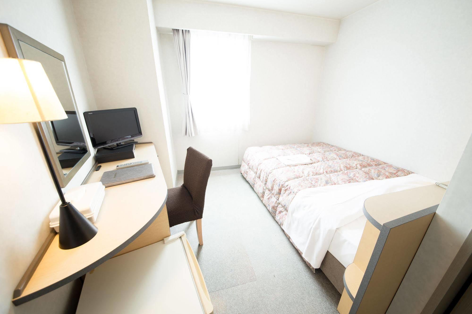 Hotel Kokomo Сіманто Екстер'єр фото