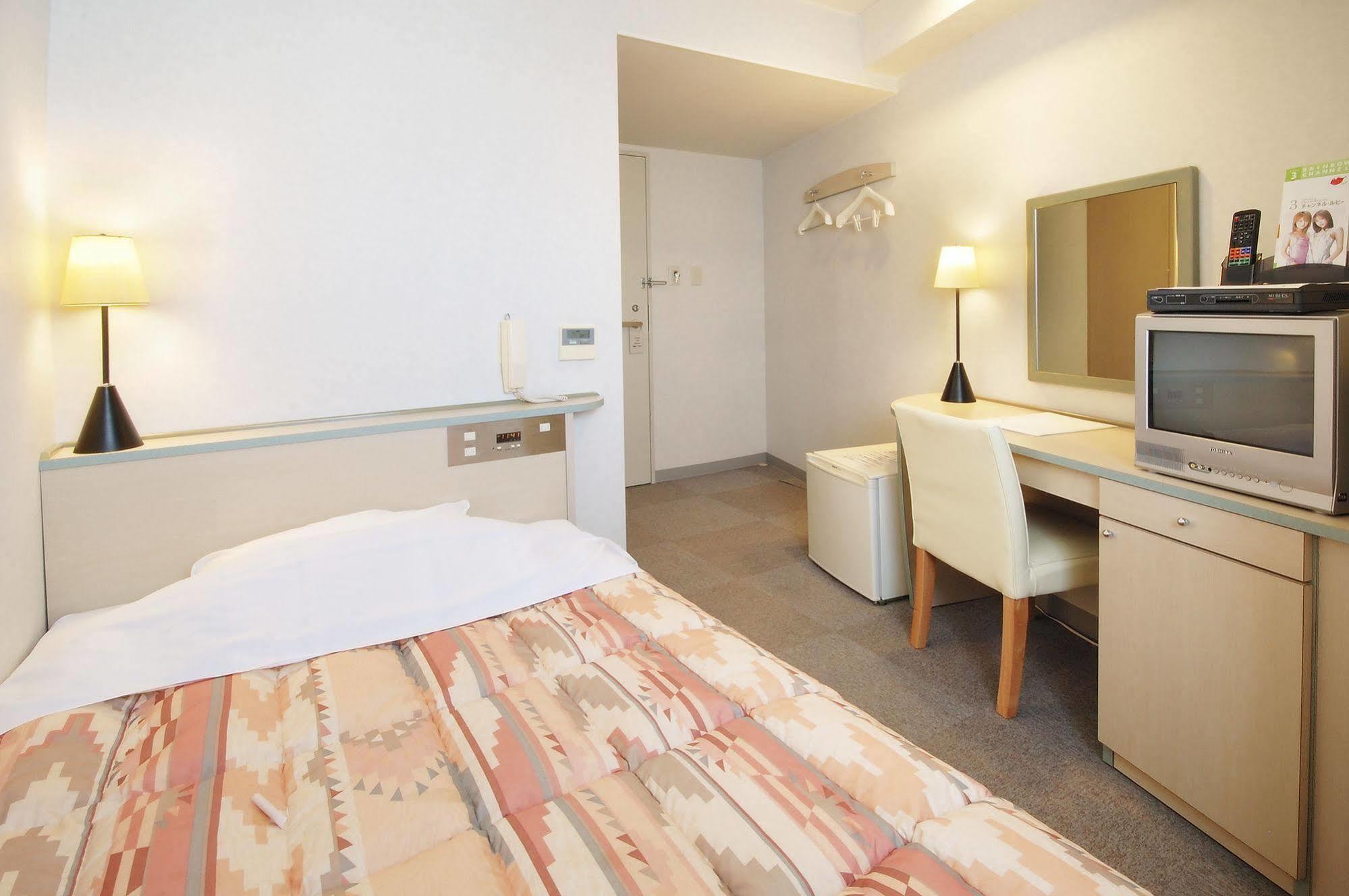 Hotel Kokomo Сіманто Екстер'єр фото